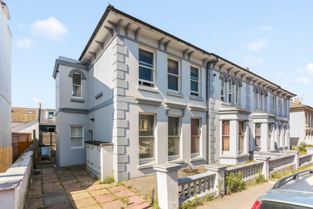 1 bed 1st Floor Flat for rent in Ovingdean. From Sawyer & Co - Hove 1 bed 1st Floor Flat for rent in Ovingdean. From Sawyer & Co - Hove
