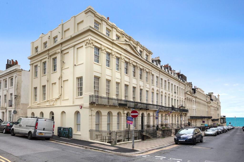 1 bed 1st Floor Flat for rent in Brighton and Hove. From Sawyer & Co - Hove