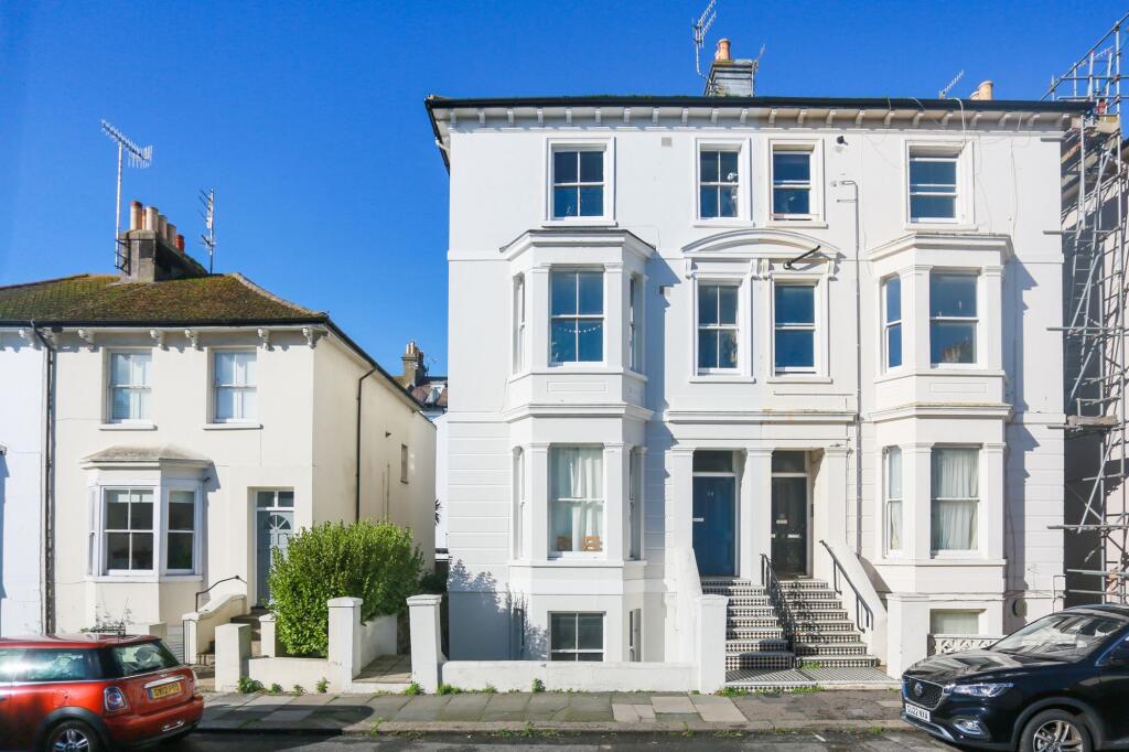 2 bed 1st Floor Flat for rent in Brighton and Hove. From Sawyer & Co - Hove 2 bed 1st Floor Flat for rent in Brighton and Hove. From Sawyer & Co - Hove
