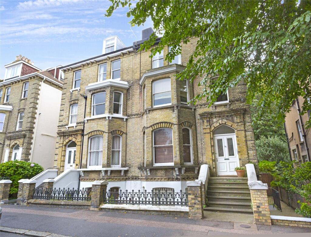 2 bed 1st Floor Flat for rent in Brighton and Hove. From Sawyer & Co - Hove 2 bed 1st Floor Flat for rent in Brighton and Hove. From Sawyer & Co - Hove