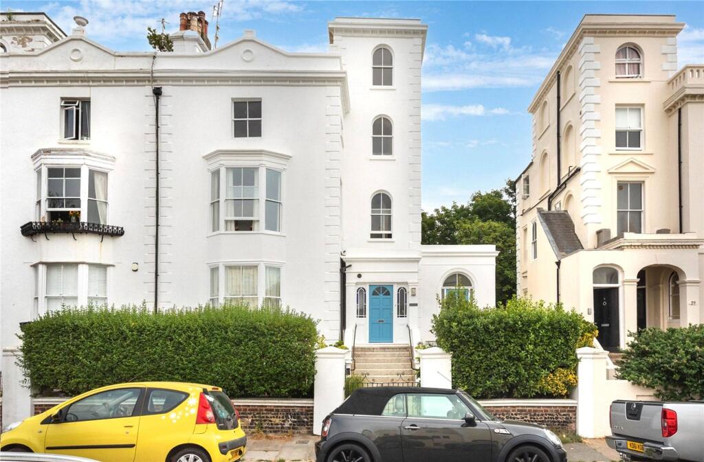 1 bed 1st Floor Flat for rent in Brighton and Hove. From Sawyer & Co - Hove