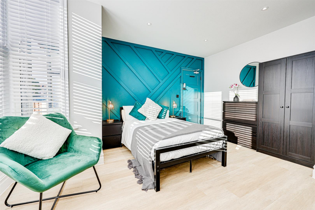 1 bed House Share for rent in Southend-on-Sea. From Scott & Stapleton - Leigh-on-Sea