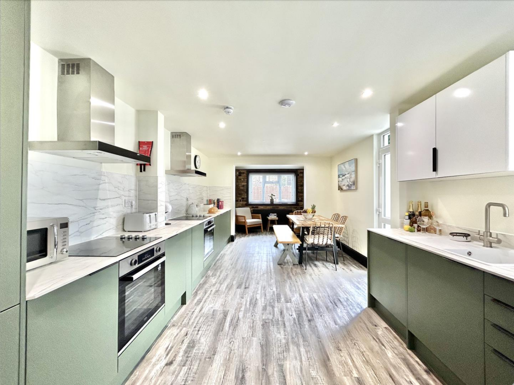 1 bed House Share for rent in Southend-on-Sea. From Scott & Stapleton - Leigh-on-Sea