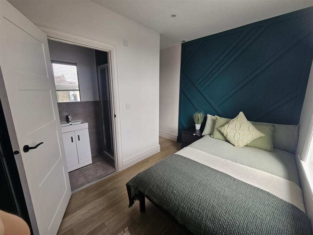 1 bed House Share for rent in Southend-on-Sea. From Scott & Stapleton - Leigh-on-Sea