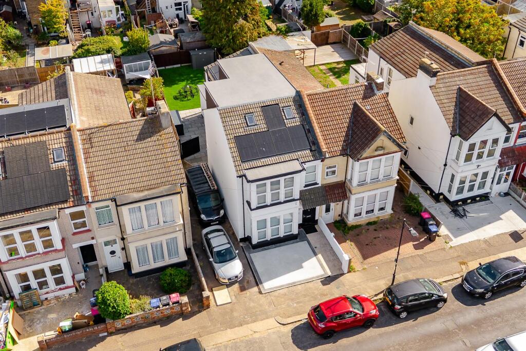 1 bed House Share for rent in Southend-on-Sea. From Scott & Stapleton - Leigh-on-Sea 1 bed House Share for rent in Southend-on-Sea. From Scott & Stapleton - Leigh-on-Sea