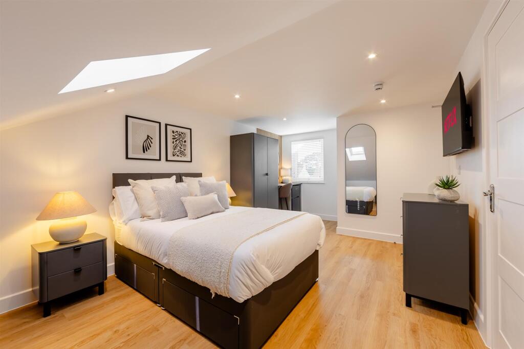 1 bed House Share for rent in Southend-on-Sea. From Scott & Stapleton - Leigh-on-Sea 1 bed House Share for rent in Southend-on-Sea. From Scott & Stapleton - Leigh-on-Sea