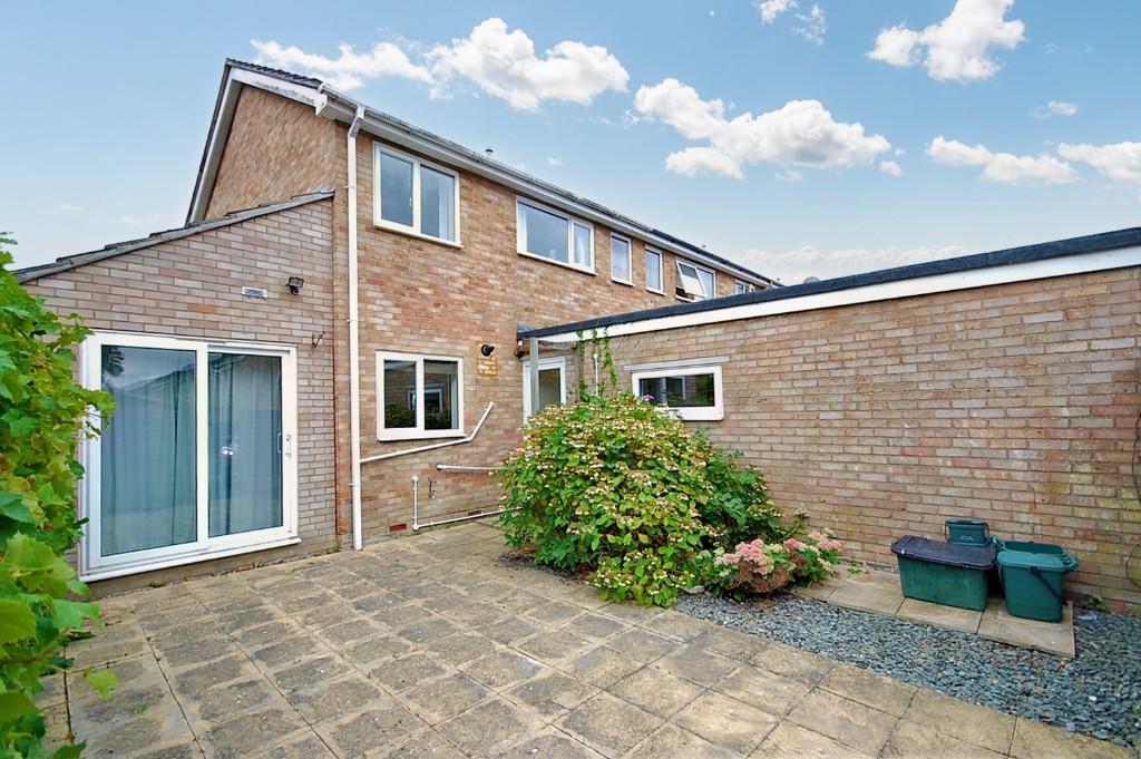 5 bed Semi Detached for rent in Wivenhoe. From Saxons Estate Agents - Colchester