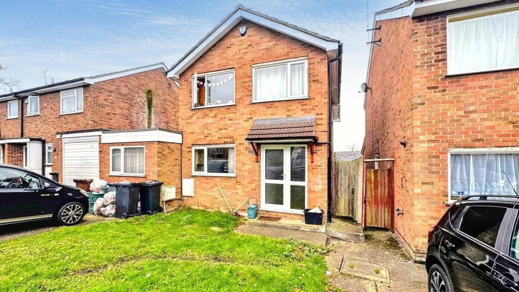 6 bed Link detached for rent in Langham. From Saxons Estate Agents - Colchester