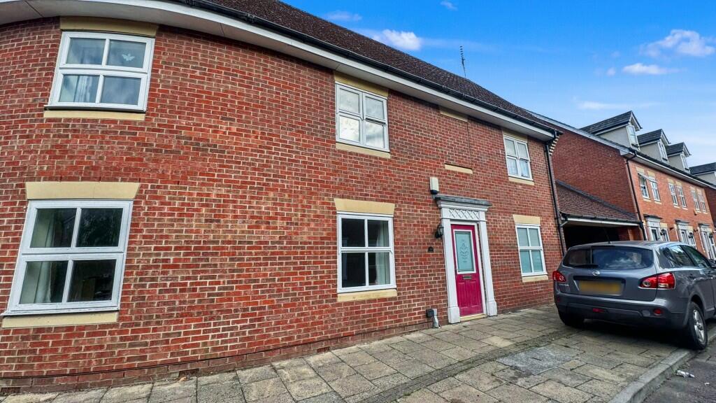 5 bed End of Terrace for rent in Berechurch. From Saxons Estate Agents - Colchester