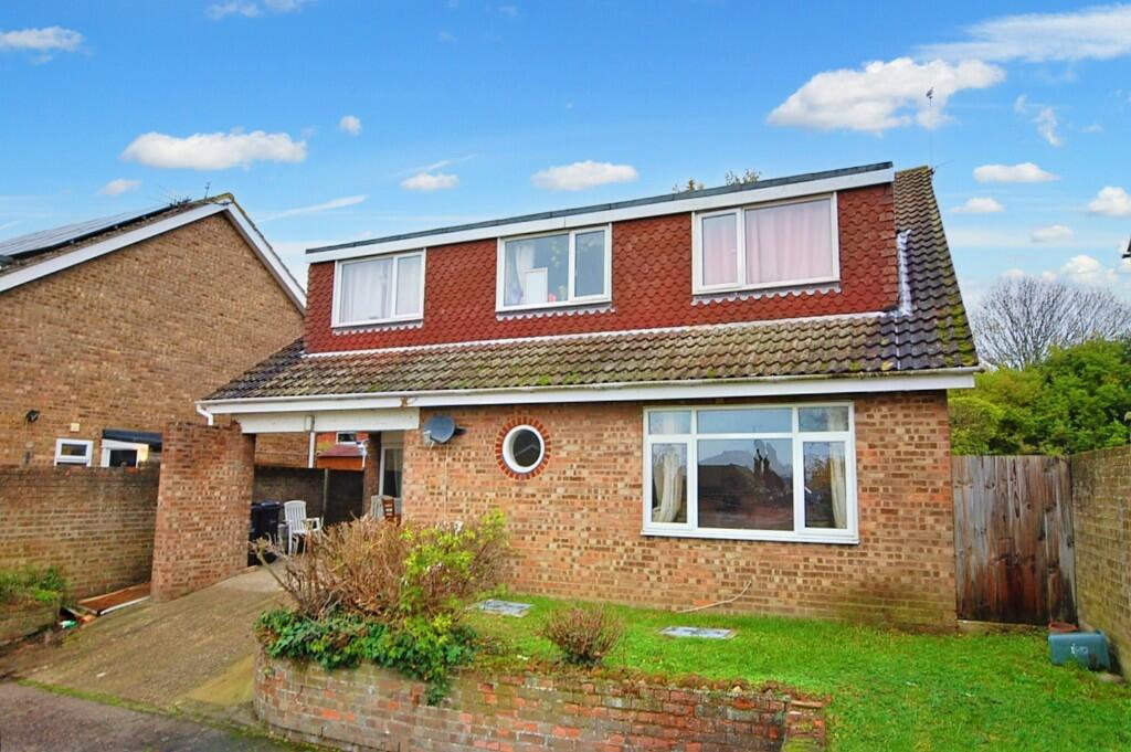 5 bed Mid Terraced House for rent in Langham. From Saxons Estate Agents - Colchester