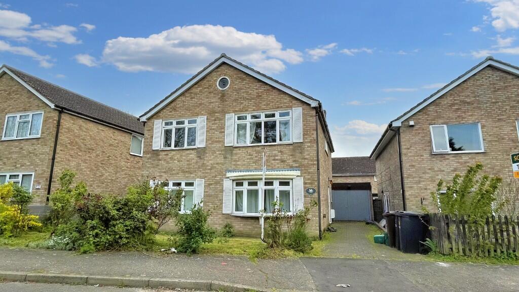 5 bed Mid Terraced House for rent in Langham. From Saxons Estate Agents - Colchester