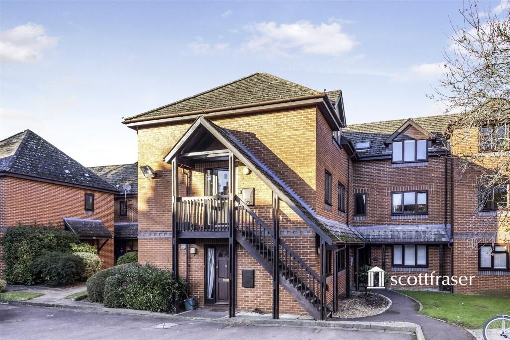 2 bed 1st Floor Flat for rent in Oxford. From Scottfraser - East Oxford