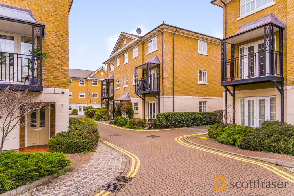 2 bed 1st Floor Flat for rent in Sandford-on-Thames. From Scottfraser - East Oxford