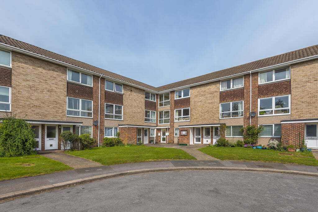 2 bed 1st Floor Flat for rent in Sandford-on-Thames. From Scottfraser - East Oxford