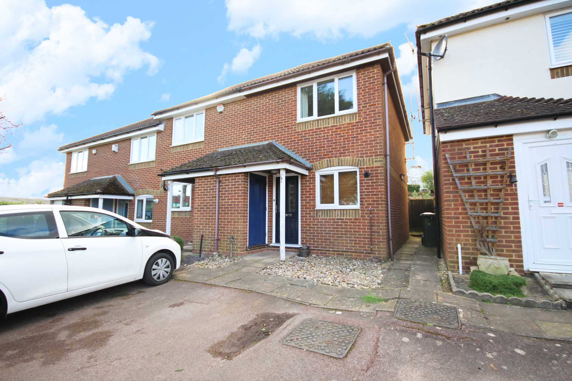 2 bed Semi-Detached House for rent in Bracknell. From Sears Property - Bracknell