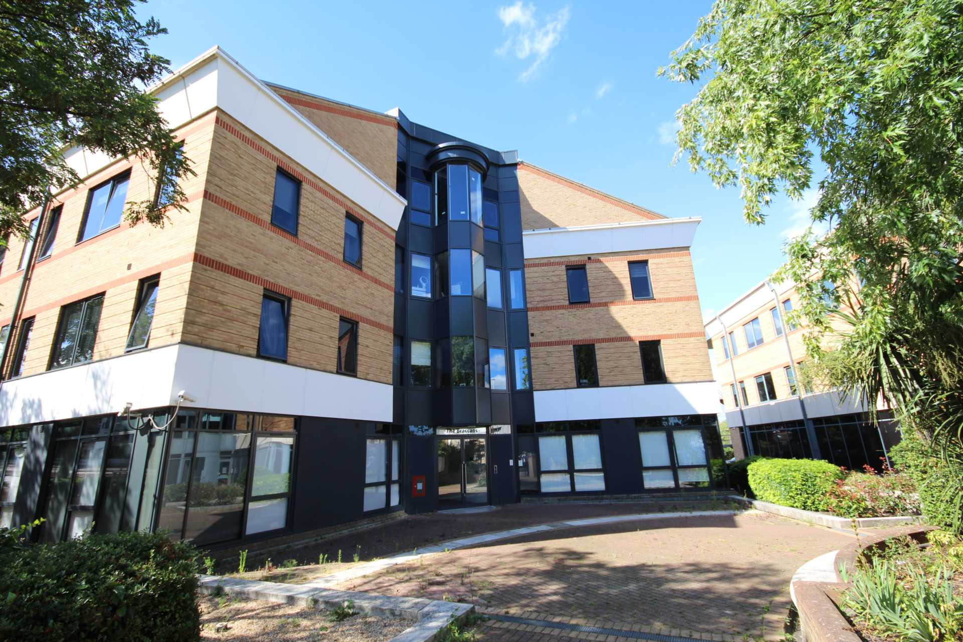 1 bed Apartment for rent in Bracknell. From Sears Property - Bracknell