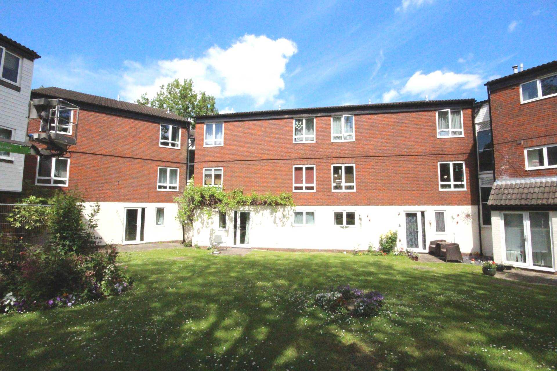 1 bed Apartment for rent in Bracknell. From Sears Property - Bracknell