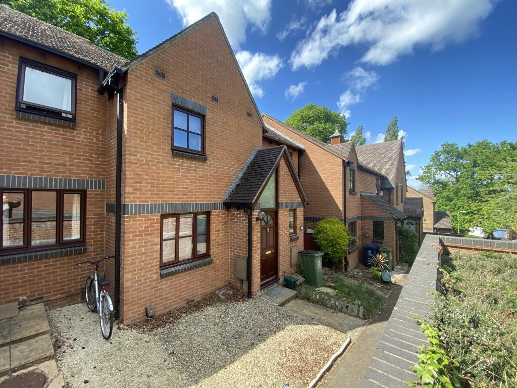 2 bed Detached for rent in Oxford. From Scottfraser - Headington