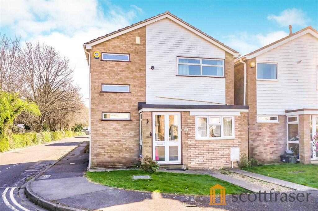 4 bed Mid Terraced House for rent in Elsfield. From Scottfraser - Headington