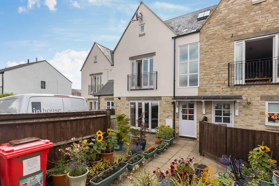 2 bed 1st Floor Flat for rent in Elsfield. From Scottfraser - Headington
