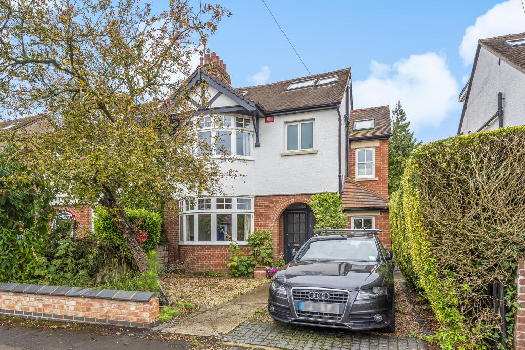 4 bed Detached for rent in Oxford. From Scottfraser - Headington