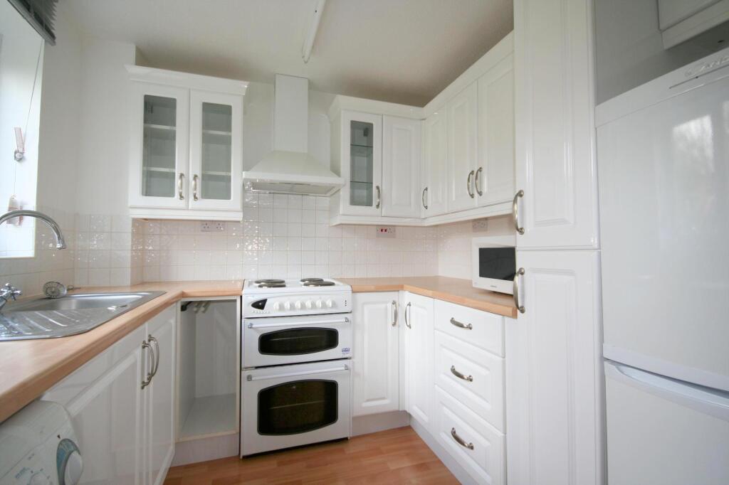 2 bed Detached for rent in Oxford. From Scottfraser - Headington