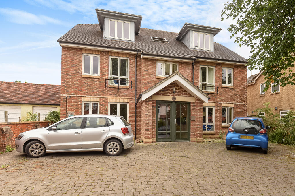 2 bed 1st Floor Flat for rent in Elsfield. From Scottfraser - Headington