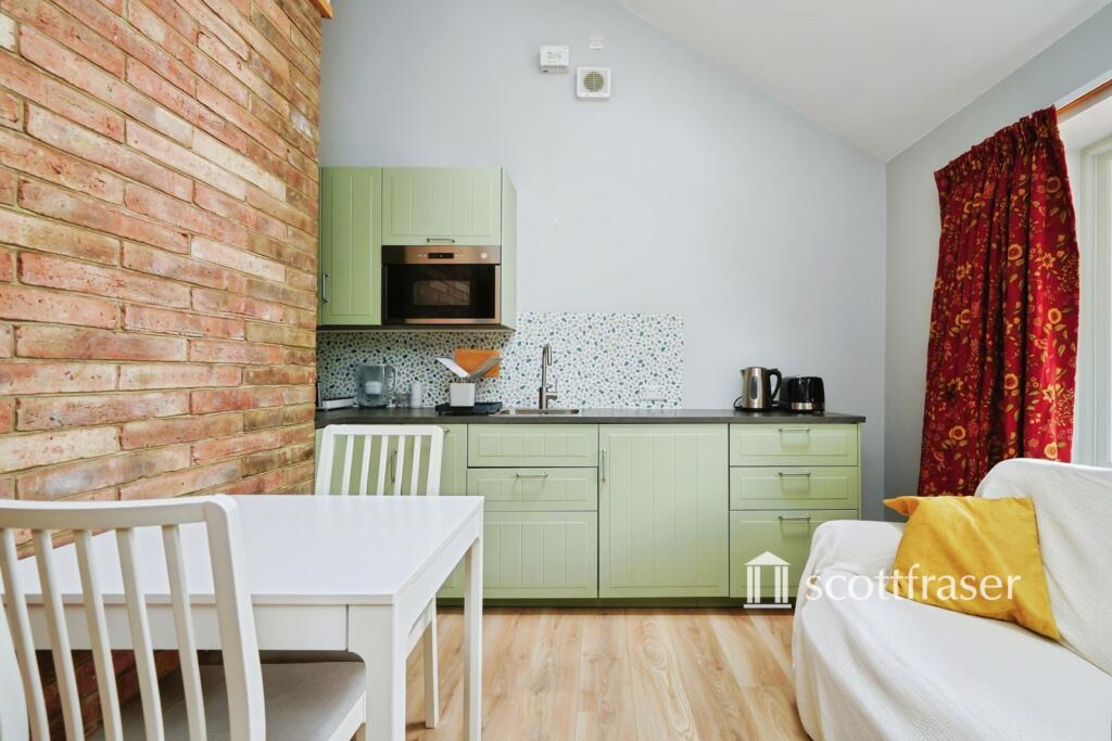 0 bed Detached for rent in Oxford. From Scottfraser - Headington