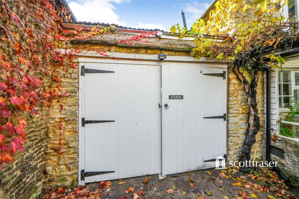 1 bed Cottage for rent in Kidlington. From Scottfraser - Summertown 1 bed Cottage for rent in Kidlington. From Scottfraser - Summertown