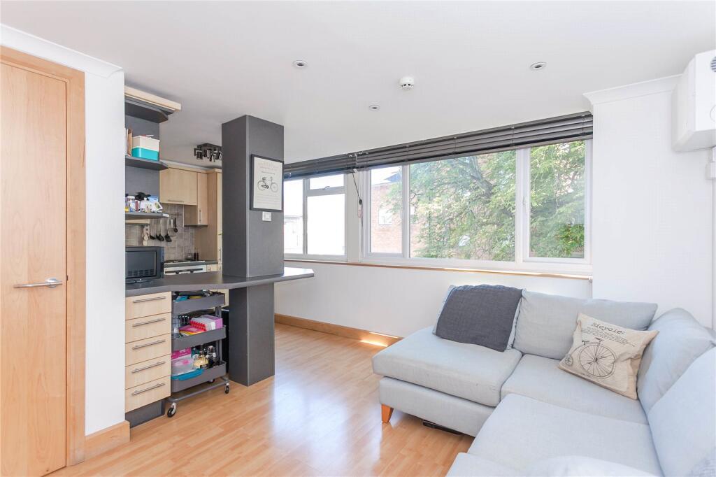 2 bed Detached for rent in Oxford. From Scottfraser - Summertown 2 bed Detached for rent in Oxford. From Scottfraser - Summertown