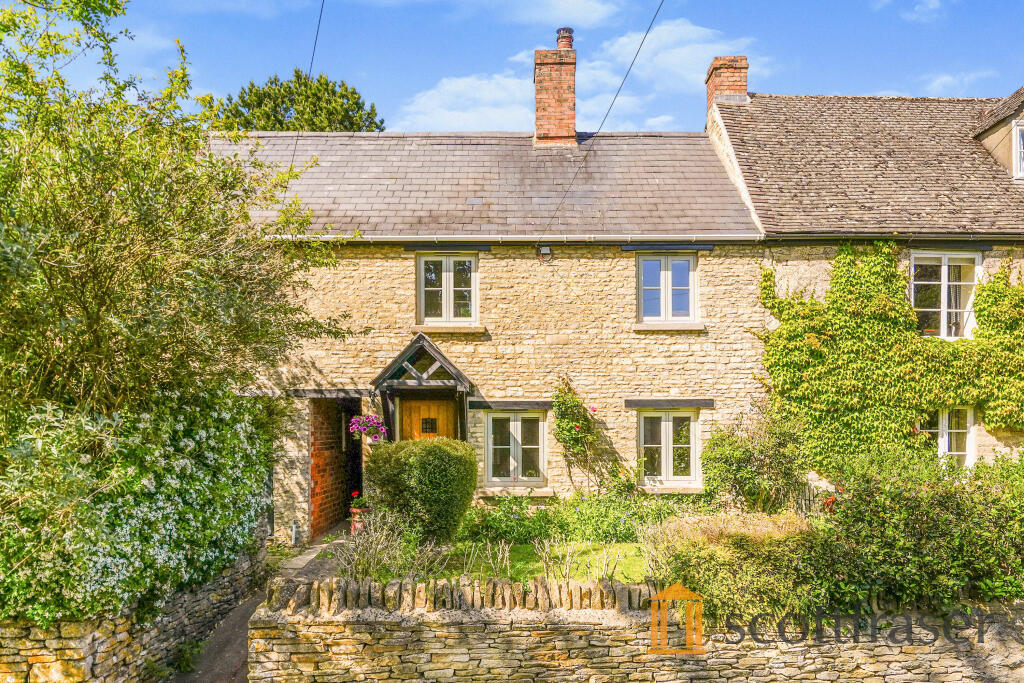 3 bed Mid Terraced House for rent in Ramsden. From Scottfraser - Witney