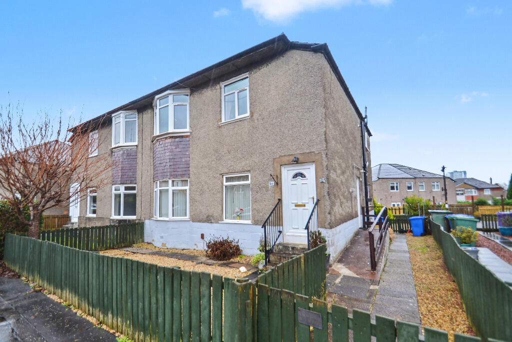 3 bed 1st Floor Flat for rent in Renfrew. From Scottish Property Centre - Shawlands