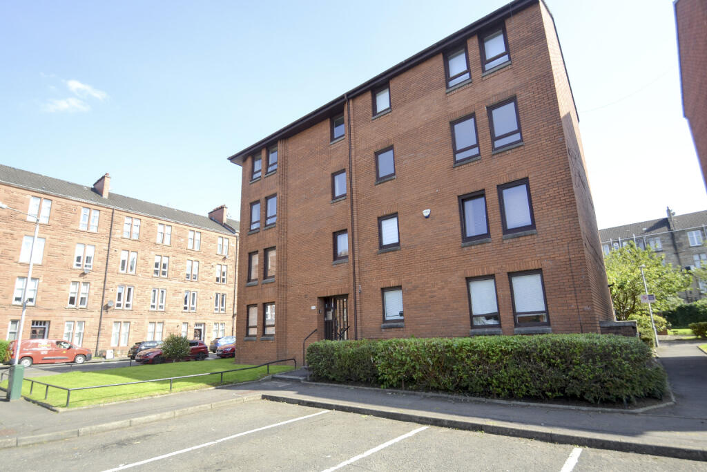 2 bed 1st Floor Flat for rent in Stepps. From Scottish Property Centre - Shawlands 2 bed 1st Floor Flat for rent in Stepps. From Scottish Property Centre - Shawlands