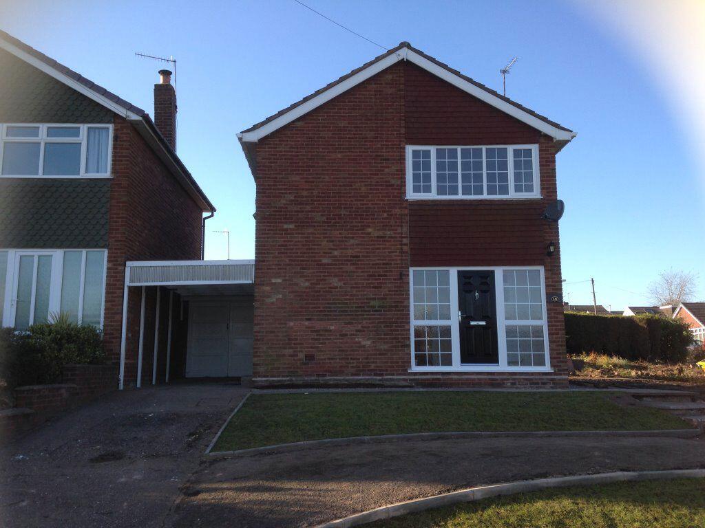 3 bed Detached for rent in Kingswinford. From Select Property Management Ltd - Amblecote