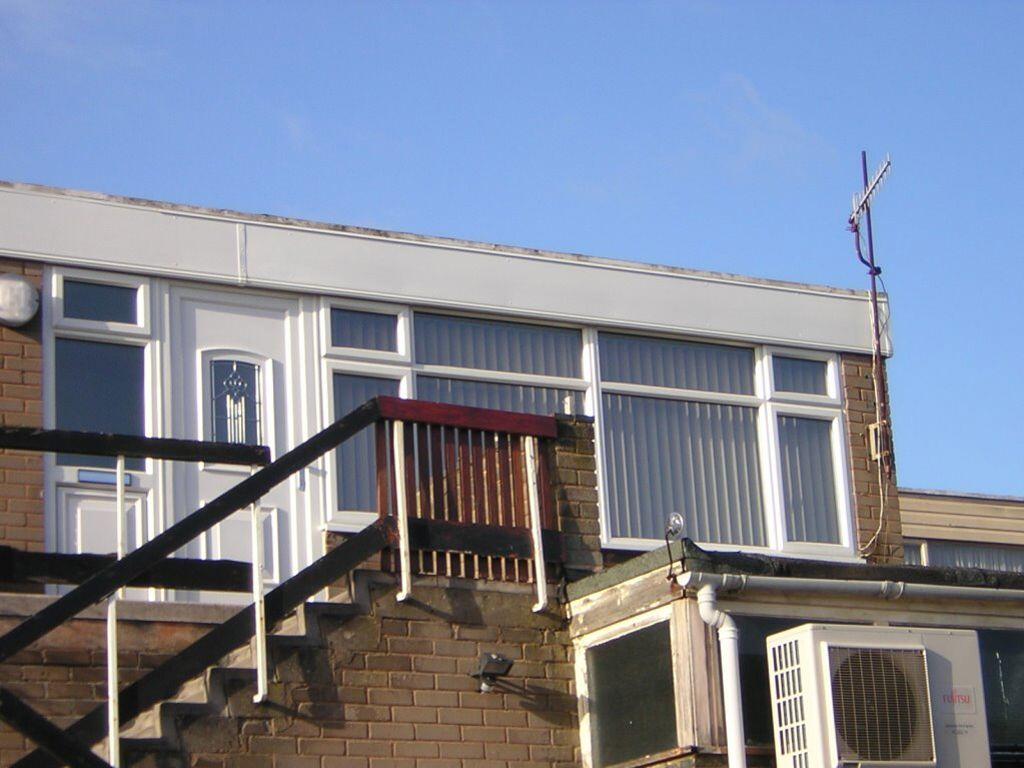 2 bed 1st Floor Flat for rent in Kingswinford. From Select Property Management Ltd - Amblecote