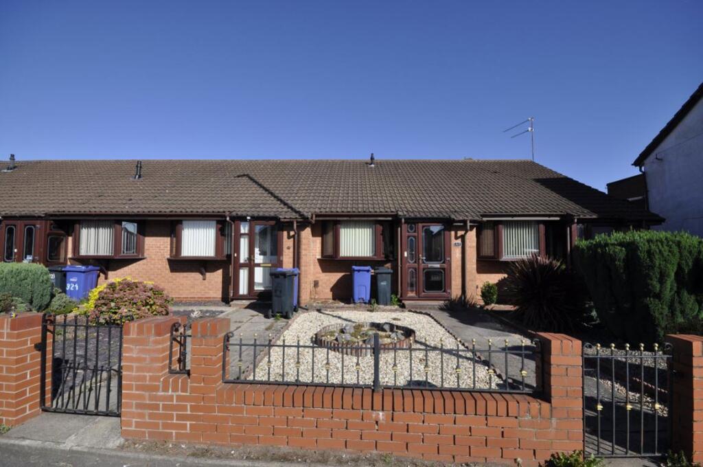1 bed Bungalow for rent in Brierley Hill. From Select Property Management Ltd - Amblecote