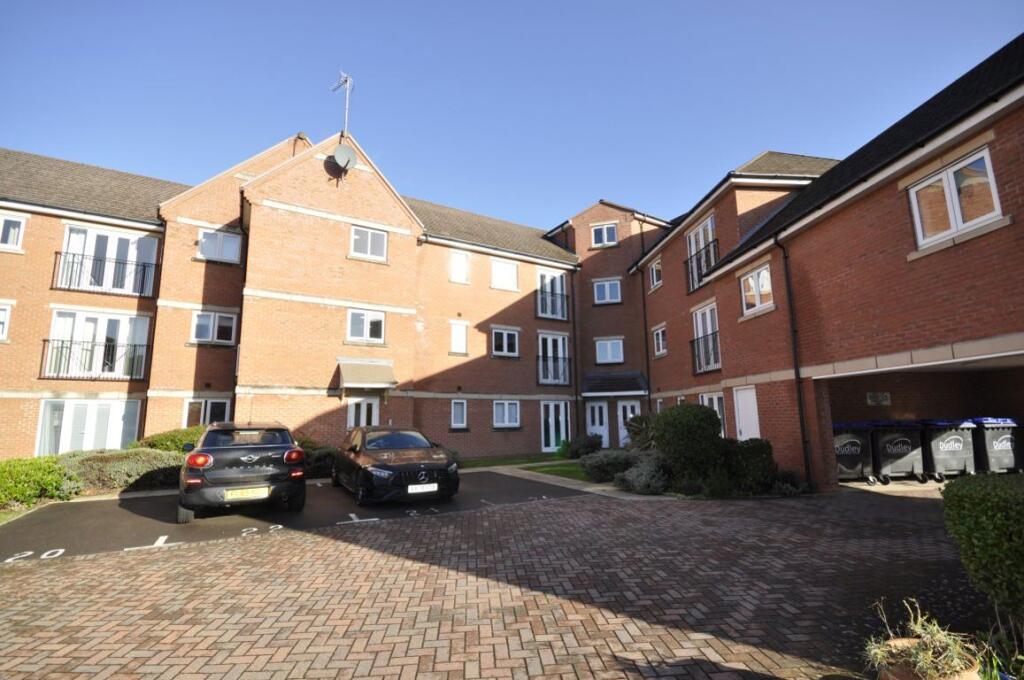 2 bed 1st Floor Flat for rent in Stourbridge. From Select Property Management Ltd - Amblecote 2 bed 1st Floor Flat for rent in Stourbridge. From Select Property Management Ltd - Amblecote
