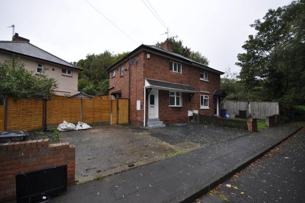 2 bed Semi Detached for rent in Old Hill. From Select Property Management Ltd - Amblecote 2 bed Semi Detached for rent in Old Hill. From Select Property Management Ltd - Amblecote
