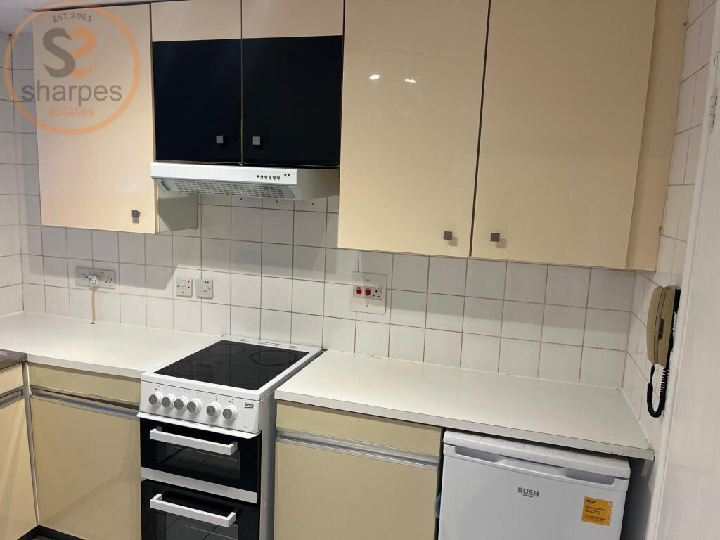 0 bed Studio for rent in Carshalton. From Sharpes Estates 0 bed Studio for rent in Carshalton. From Sharpes Estates