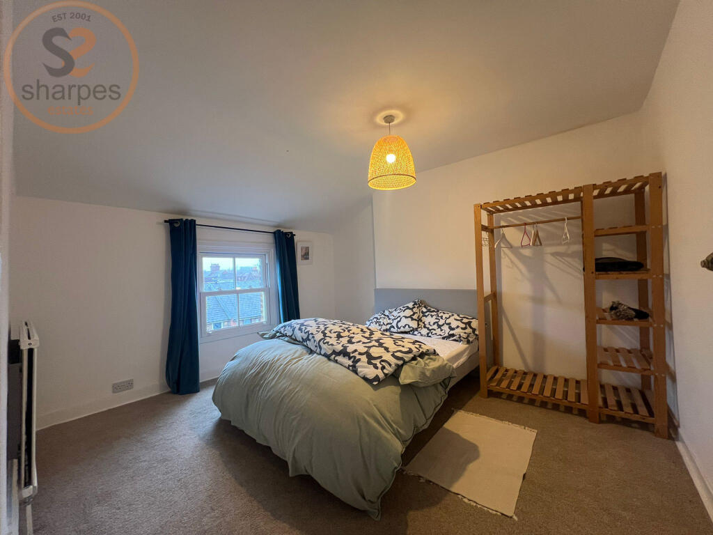 1 bed House Share for rent in Wimbledon. From Sharpes Estates
