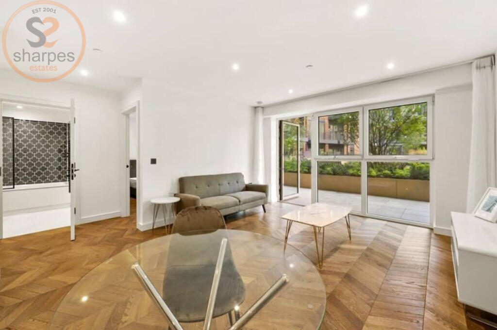 1 bed 1st Floor Flat for rent in Kingston upon Thames. From Sharpes Estates