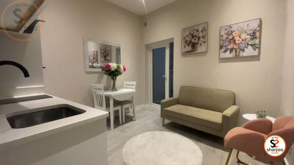 1 bed 1st Floor Flat for rent in Merton. From Sharpes Estates