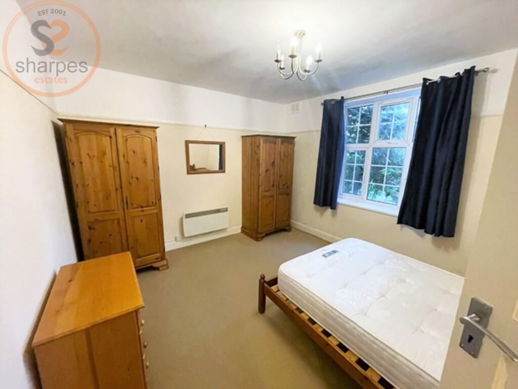 1 bed 1st Floor Flat for rent in New Malden. From Sharpes Estates
