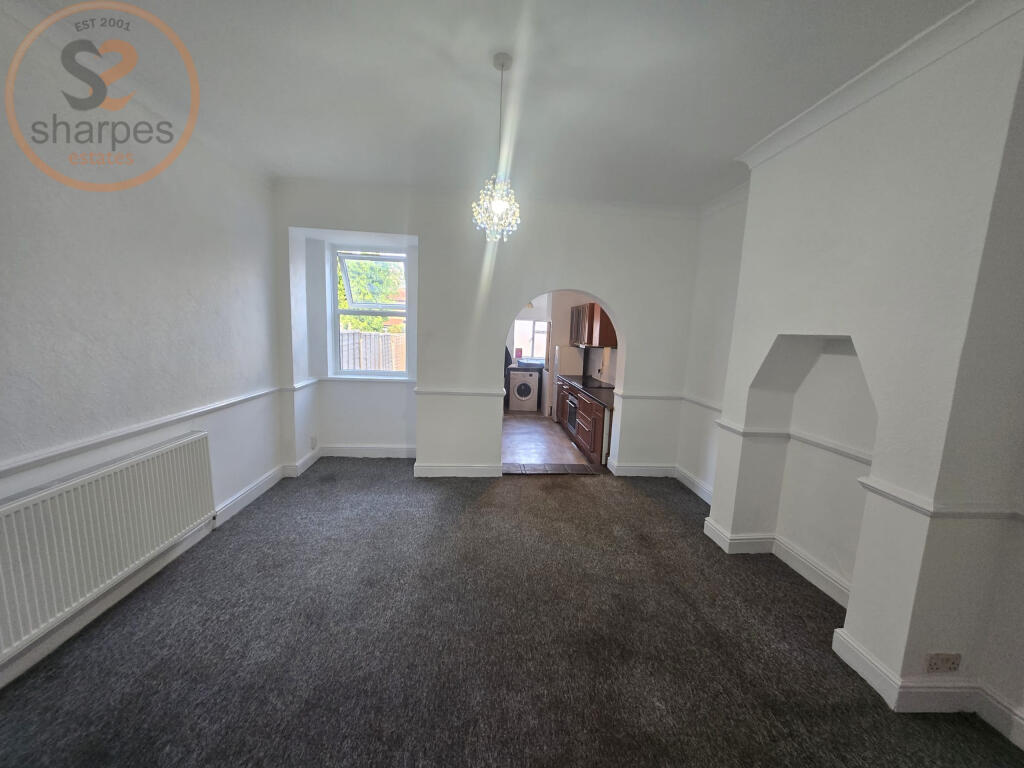 3 bed Semi Detached for rent in Worcester Park. From Sharpes Estates