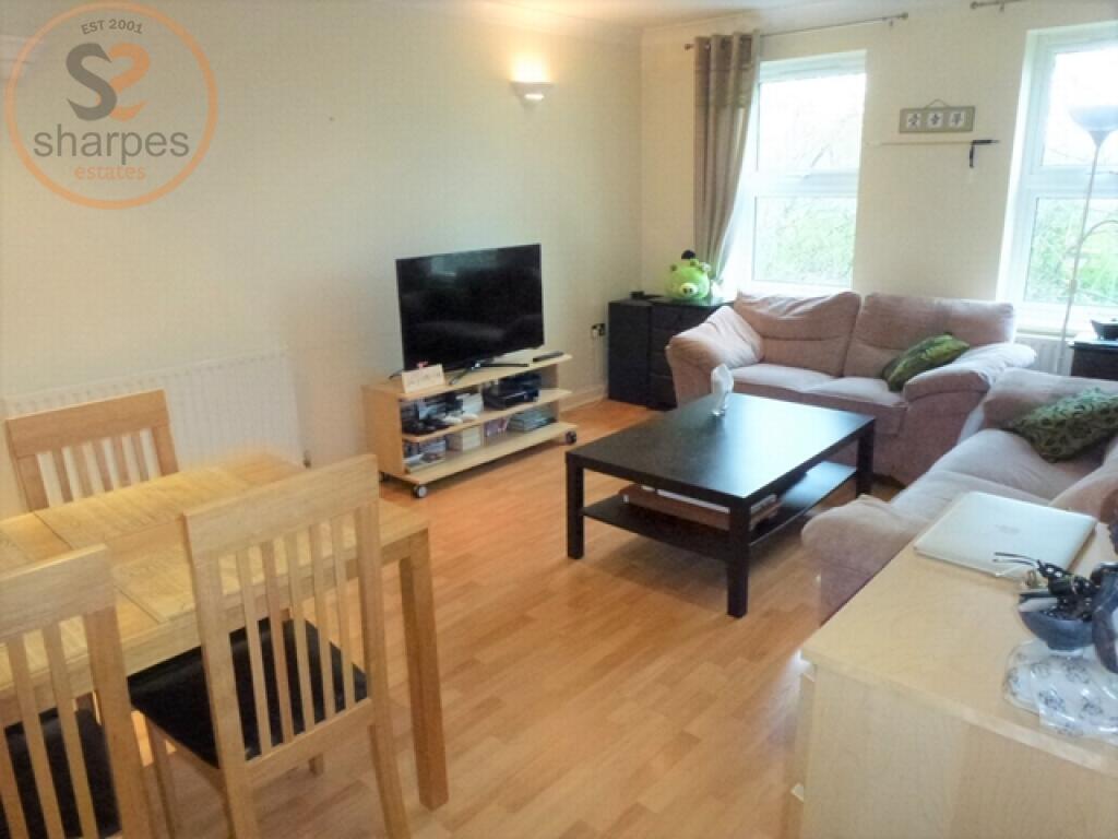 2 bed 1st Floor Flat for rent in Merton. From Sharpes Estates 2 bed 1st Floor Flat for rent in Merton. From Sharpes Estates