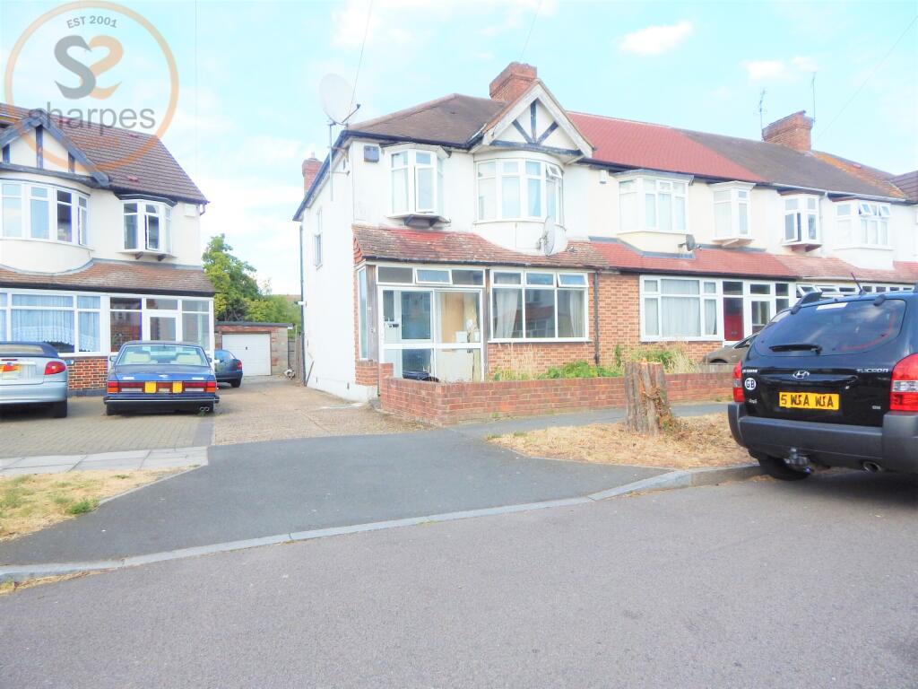 1 bed Detached for rent in Wimbledon. From Sharpes Estates 1 bed Detached for rent in Wimbledon. From Sharpes Estates