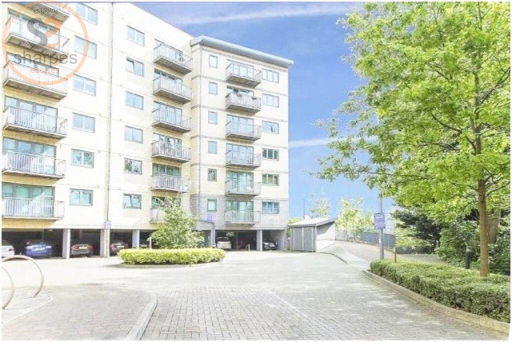 2 bed 1st Floor Flat for rent in Merton. From Sharpes Estates