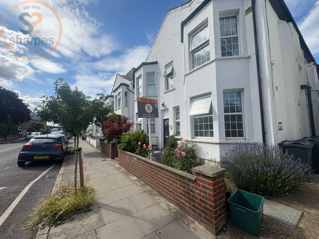 1 bed Apartment for rent in Merton. From Sharpes Estates 1 bed Apartment for rent in Merton. From Sharpes Estates
