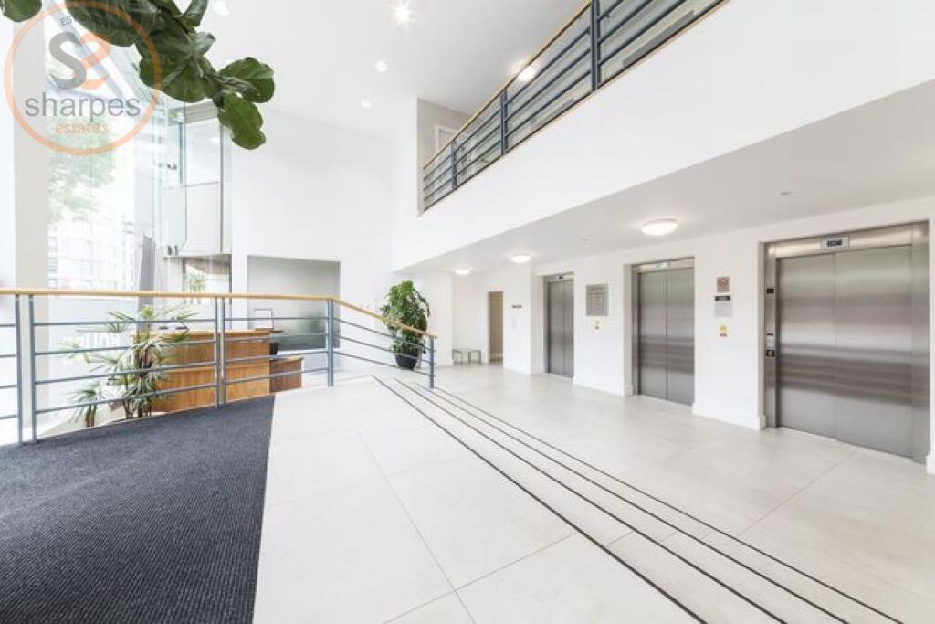 1 bed 1st Floor Flat for rent in Hounslow. From Sharpes Estates 1 bed 1st Floor Flat for rent in Hounslow. From Sharpes Estates