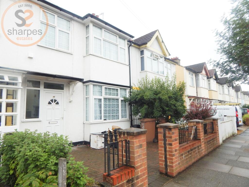 1 bed House Share for rent in Merton. From Sharpes Estates